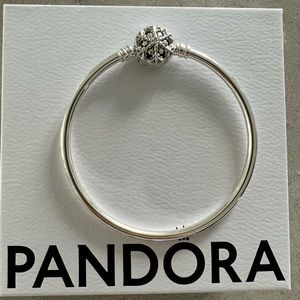 Pandora snowflake silver bangle bracelet